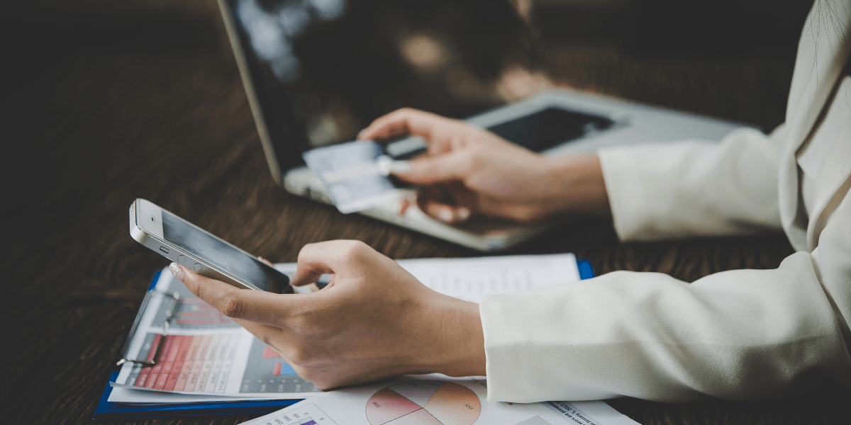 Read more about the article How Fintech Products Are Transforming Banking
